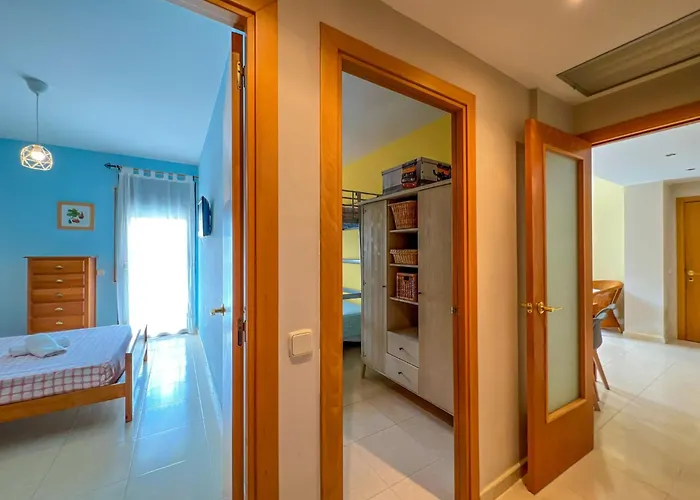 In Fenals Near & Saltwater Pool Apartman *