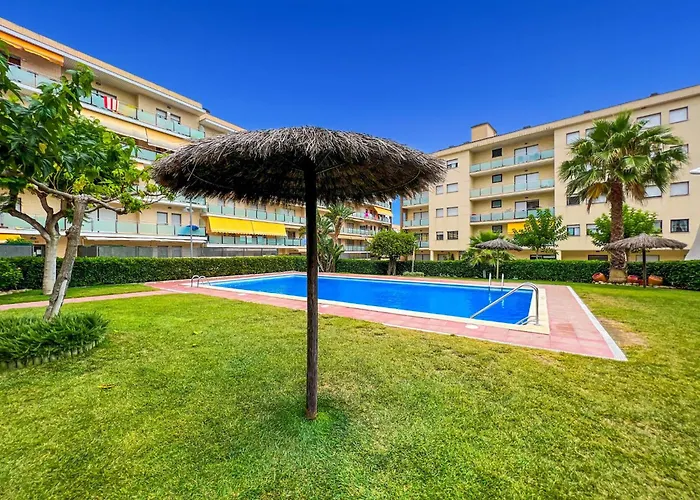 In Fenals Near & Saltwater Pool Apartment *