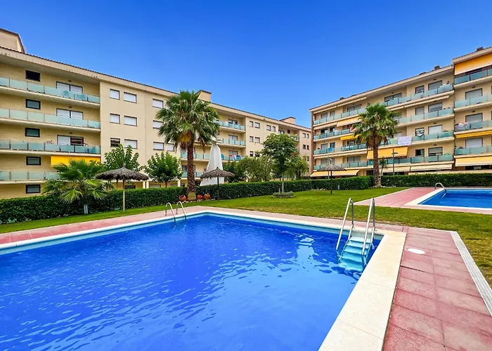 In Fenals Near & Saltwater Pool Appartement